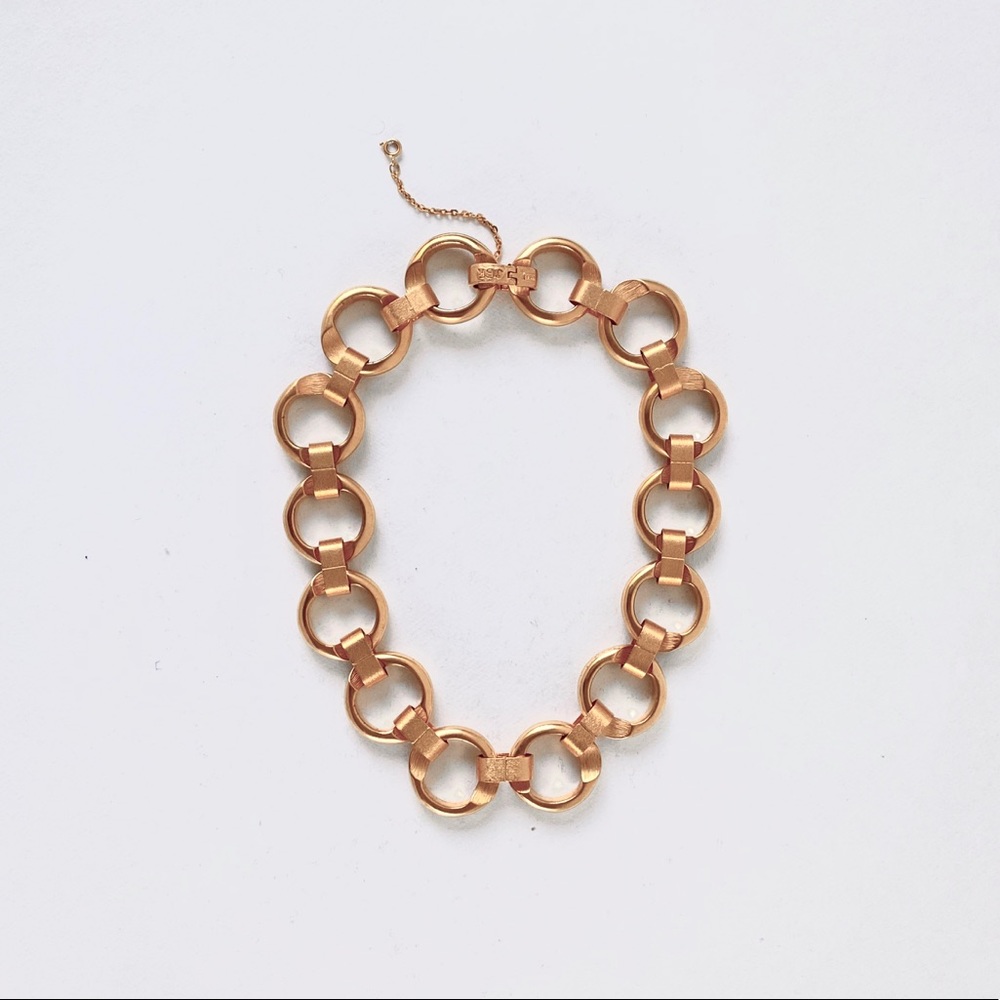 Camrose & Kross Jacqueline Kennedy Gold necklace